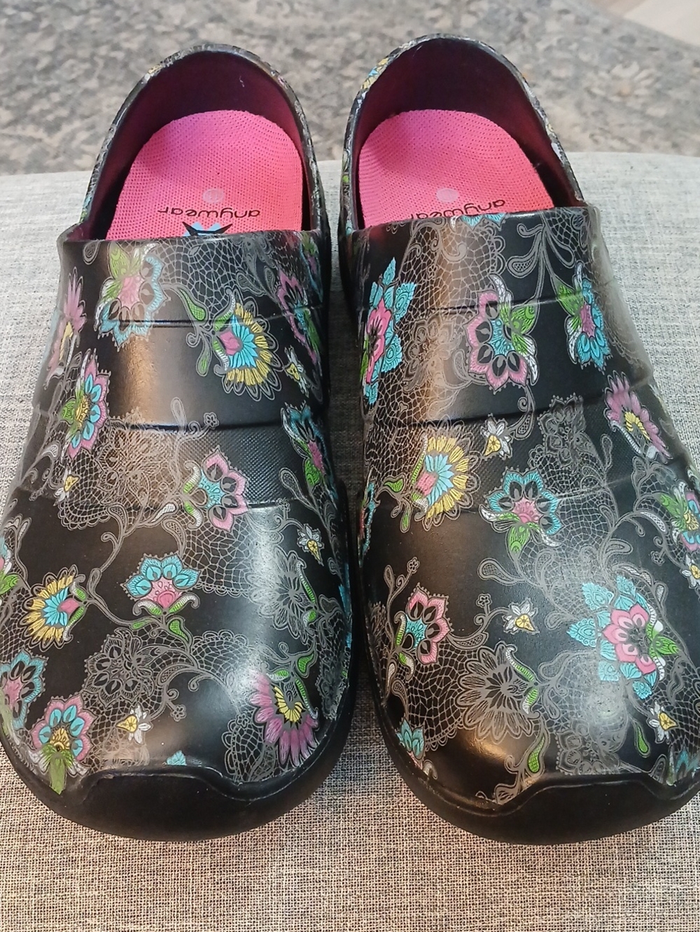 Women's Anywear Slip Resistant Clogs.